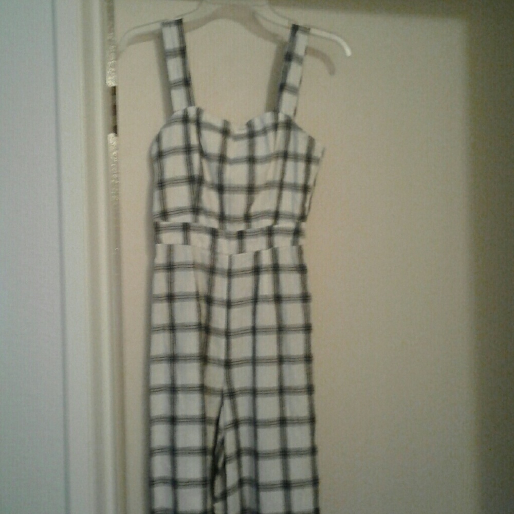 Jump suit